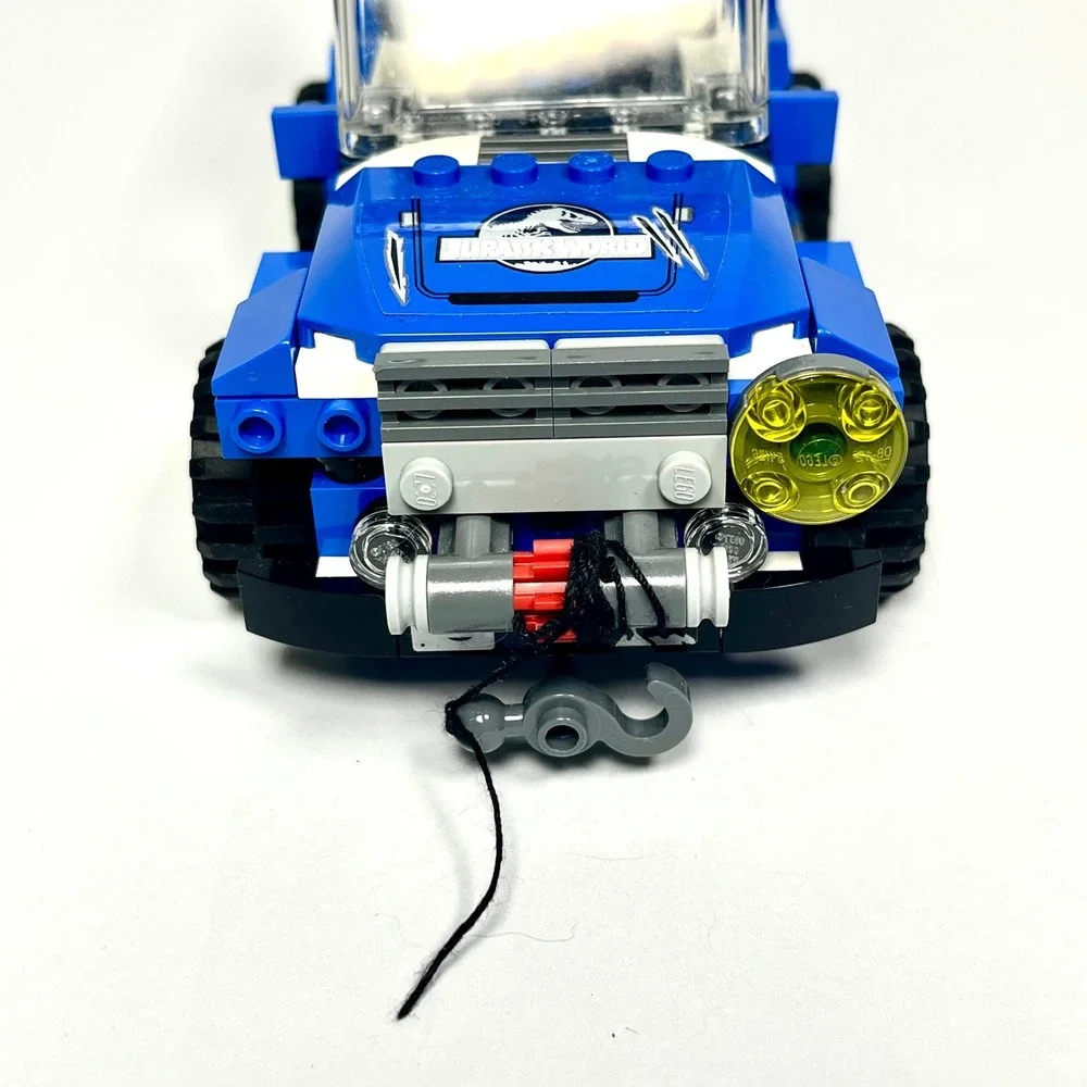 LEGO Jurassic World 4x4 Jeep Truck Vehicle with ACU Trooper Minifigure 75916